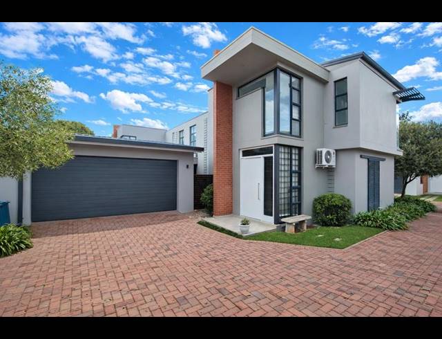 3 BEDROOM CLUSTER FOR SALE IN HAZELWOOD